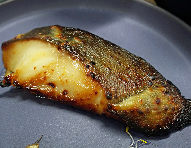 銀だら西京焼きとごはん